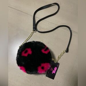 ⭐️ Betsey Johnson Xox Trolls Canteen Crossbody Bag